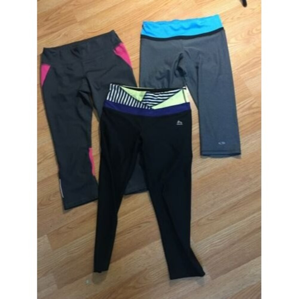 Lot of 3 Women's Activewear Workout Cropped Leggings Champion Reebok Size Small